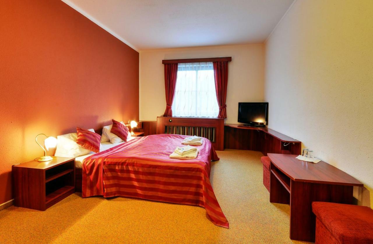 Hotel Stara Posta Filipovice Zewnętrze zdjęcie